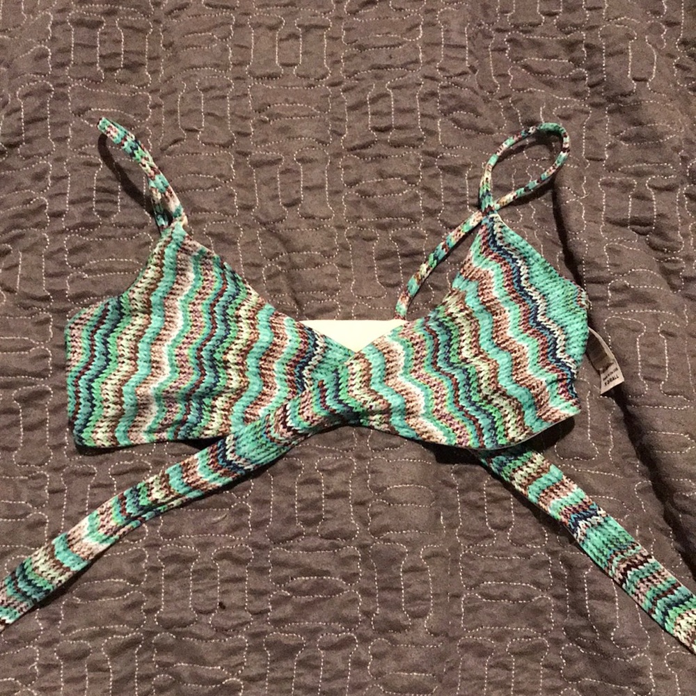Knit pattern Bathing suit top